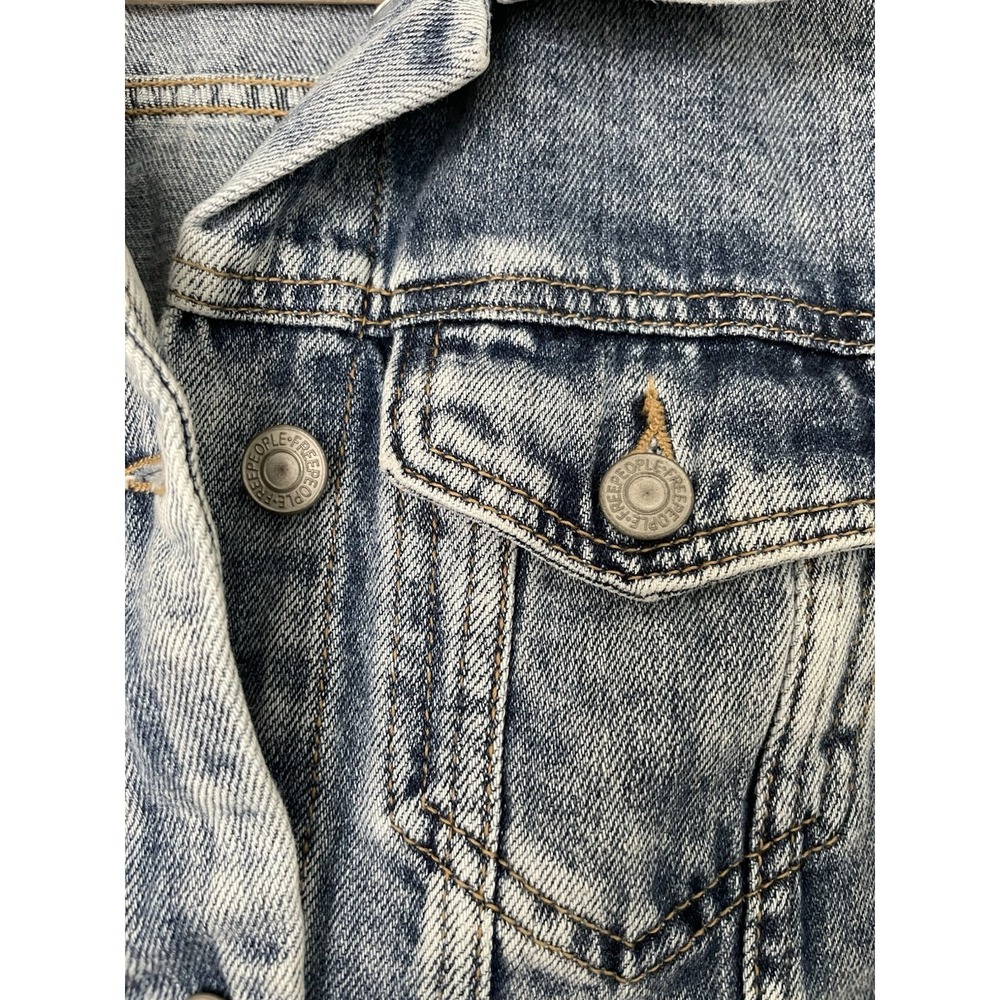 Free People Women's X-Small‎ Distressed Trucker Jean Jacket Button Distressed - Picture 8 of 8